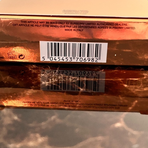 Sale!! New In Box!! Burberry Fragrance Luminizing Powder - Picture 11 of 11